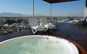 Design Suites  4*